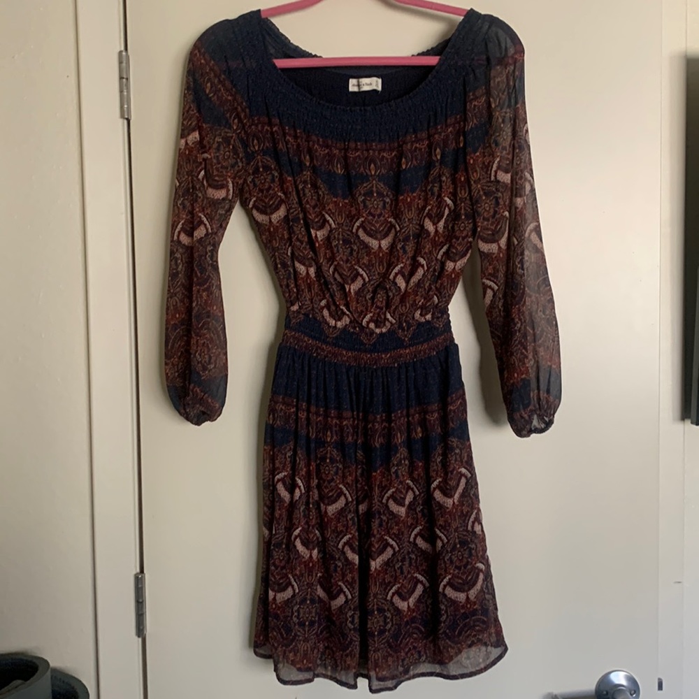 Abercrombie & Fitch Dress Fit and Flare XS Long Sleeves Elastic Waist
